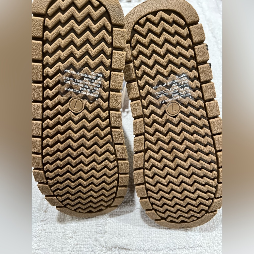 UNIVERSAL THREAD Tan Memory Foam Boots- Various Sizes - Picture 4 of 7